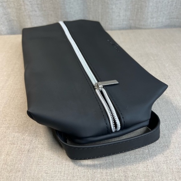 ❤️ Dolce & Gabbana Beauty Bag - Picture 3 of 10